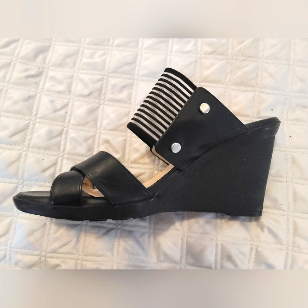 Aquatalia wedge sandle
